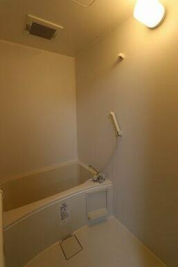 新品のユニットバスとなります
