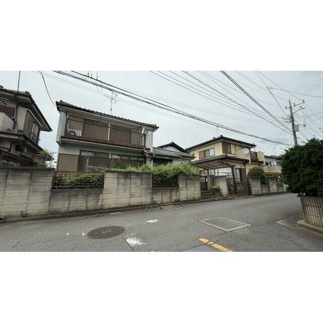 現地写真です！南東側道路で陽当たり良好。周辺環境と合わせてご覧ください！