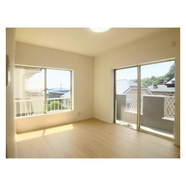 洋室約5.4帖（南側）