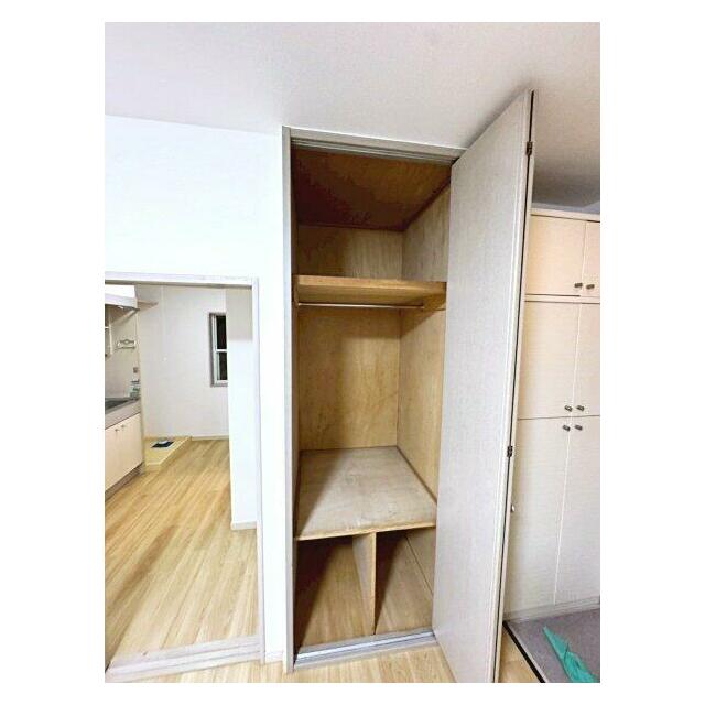 たっぷり収納できるクローゼット