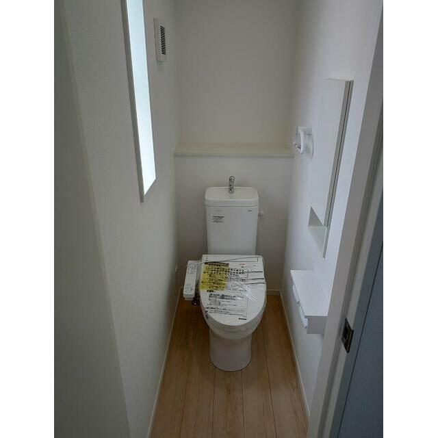 各階にトイレがあるので便利