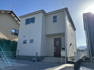 未来を鮮やかに彩る住まい（3号棟）