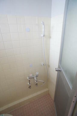 シャワー派には、使いやすいシャワールーム付です！