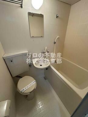 お掃除しやすい☆洗面台付き３点ユニットです☆