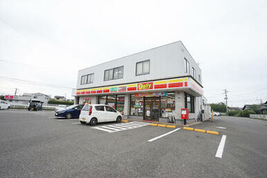 デイリーヤマザキ古賀市役所前店