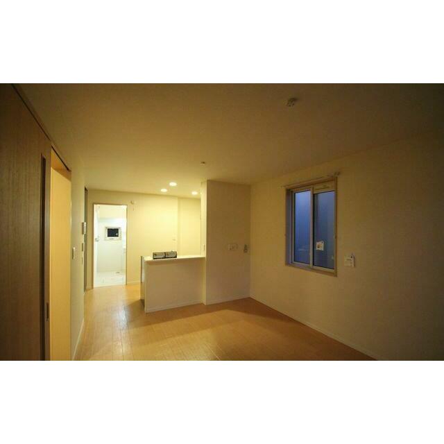 ＬＤＫ　対面式システムキッチンを採用