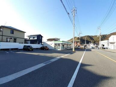 ファミリーマート 高知十津店