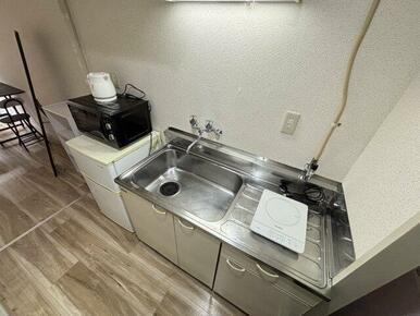 コンパクトなキッチンで掃除もラクラク