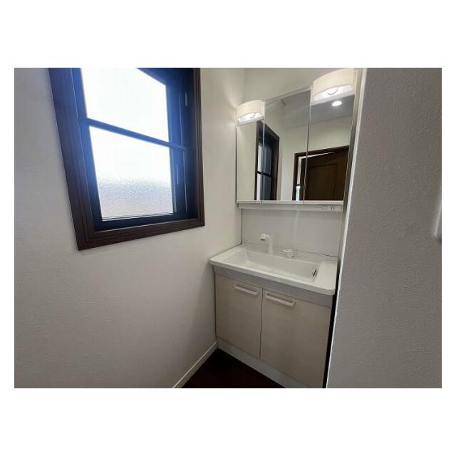 「2階洗面台」