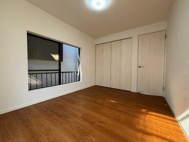 洋室西側約6帖(3)