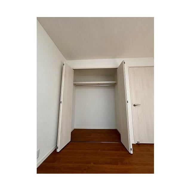 洋室西側約6帖　収納