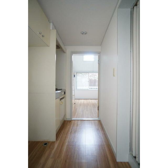 すっきりした明るい玄関です♪