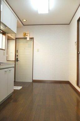 別号室のものです