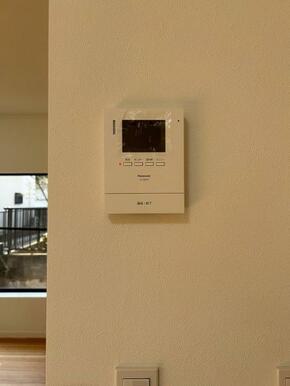 設備　インターホン