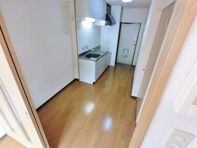 キッチンスペースは広くて使いやすい