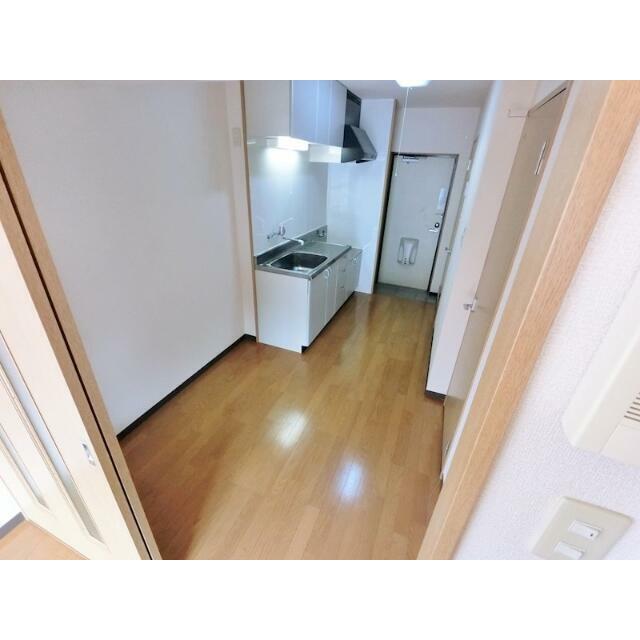 キッチンスペースは広くて使いやすい