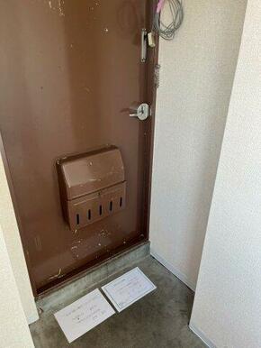 収納もある玄関です