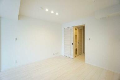 【８．４帖ＬＤＫ】２．３帖ウォークイン・クローゼット付き