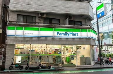 ファミリーマート　渋谷円山町店