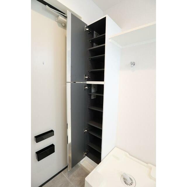 収納 シューズボックス