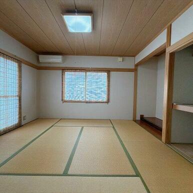 8帖の和室は来客用として便利な個室になっています！