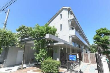 外観コンクリート打ち放し♪