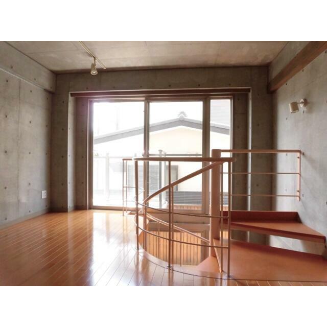 8帖の2階部分です