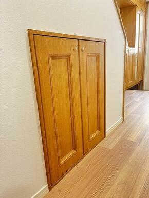 「廊下」両階ともの収納スペースがあり、空間を無駄なくお使い頂けます。