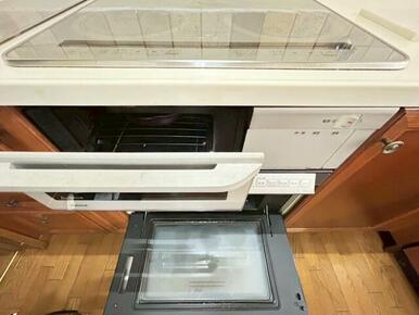 グリル・オーブン付き！お料理・お菓子作りの幅が広がりますね♪