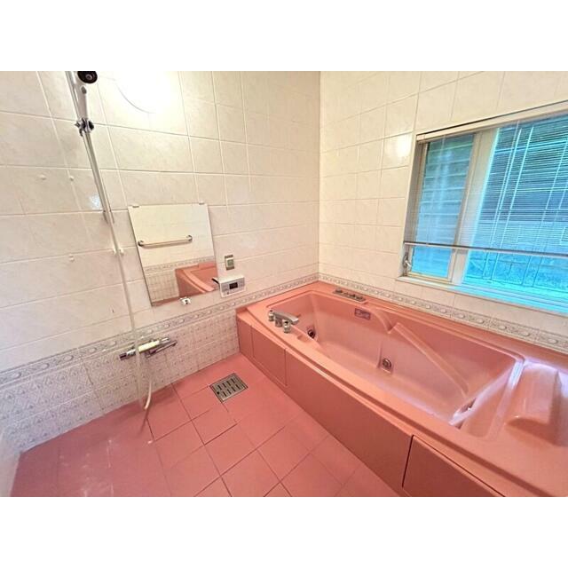 広々としたした１Ｆ浴室！ジェットバス付き！（２Ｆにも浴室ございます♪）