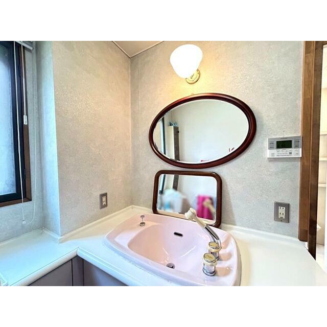 ２Ｆ洗面（１Ｆにも洗面室ございます♪）