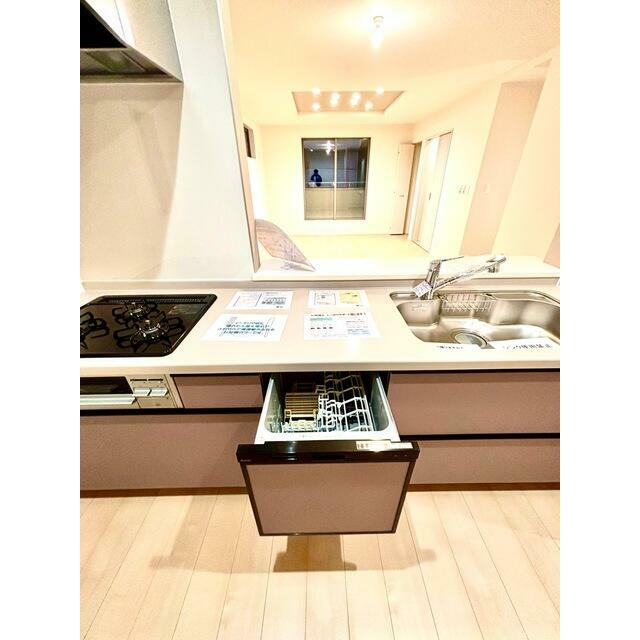 コンロ数が増えると手の込んだ料理に思わずチャレンジしてみたくなる！？（2号棟）