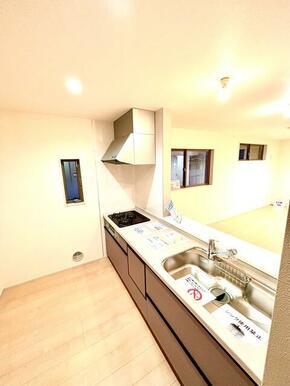 コンロ数が増えると手の込んだ料理に思わずチャレンジしてみたくなる！？（2号棟）