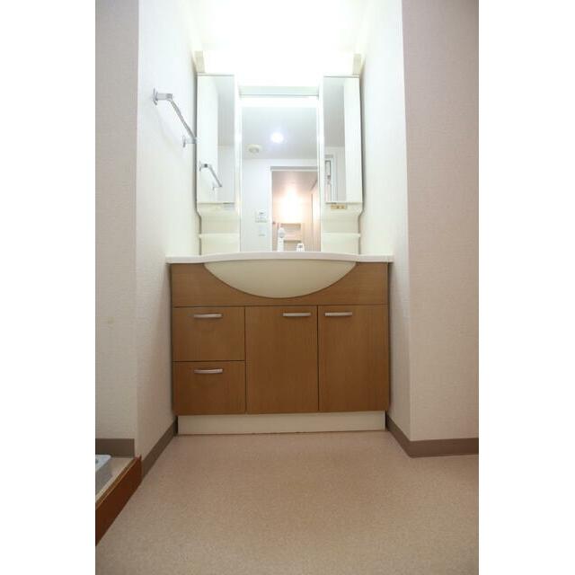 ※他号室参考写真(実際には形状、配色等異なる場合もあります)