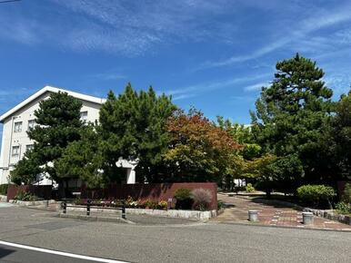 新潟市立鏡淵小学校