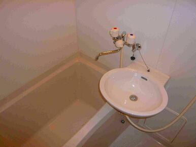 バス・トイレ別々です！