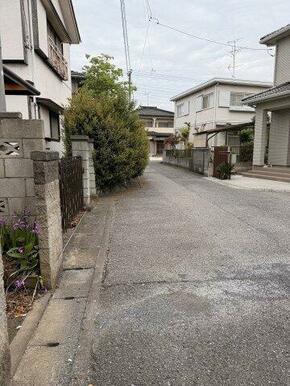 北側道路も広々！