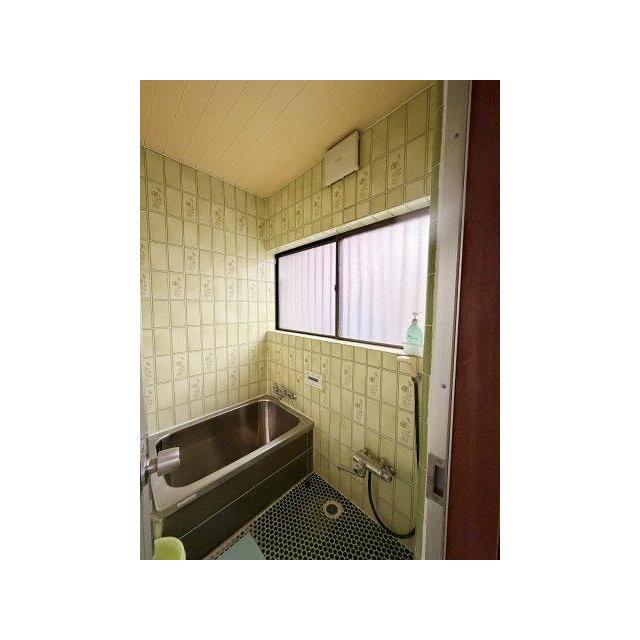 レトロな浴室は懐かしさを感じながら入浴！