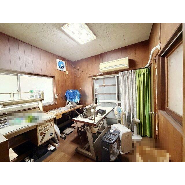 作業場があるのでご自宅でのお仕事の方には大変便利！