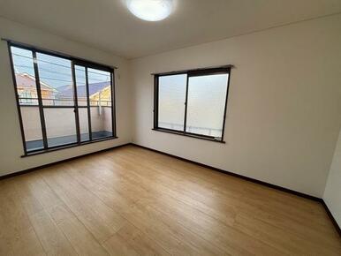 2F洋室約6.5帖(2)