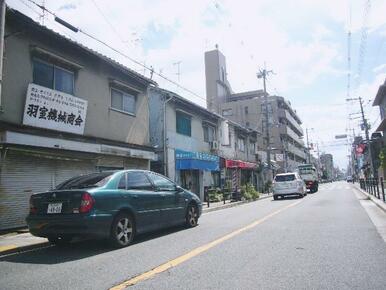 前面道路幅員１１ｍ