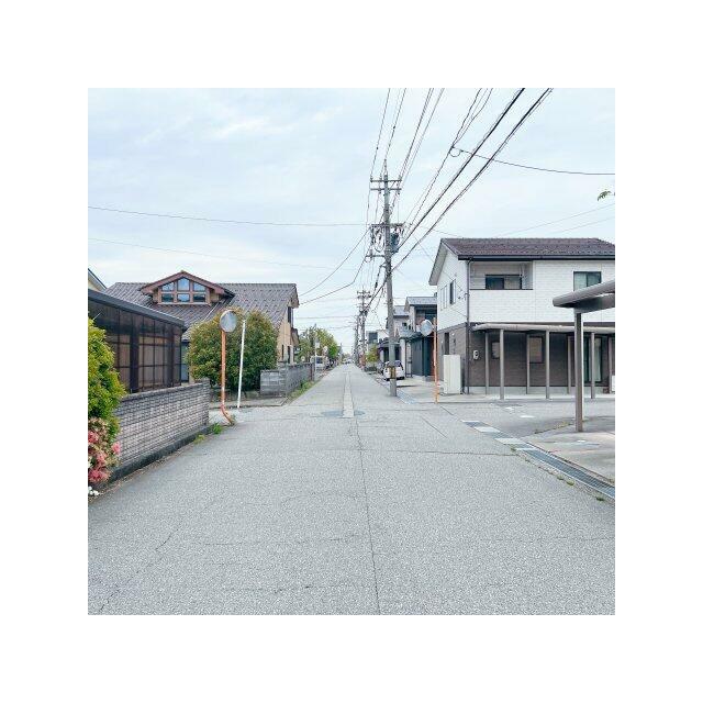 東側道路