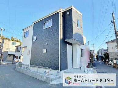 日を重ねるごとにこの佇まいに愛着が湧いてきそう