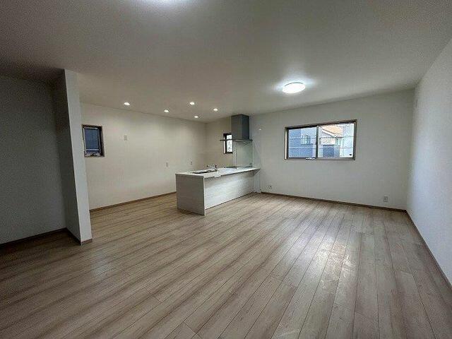 物件画像 北九州市八幡東区 上本町２丁目 (スペースワールド駅) 2階建 3LDK