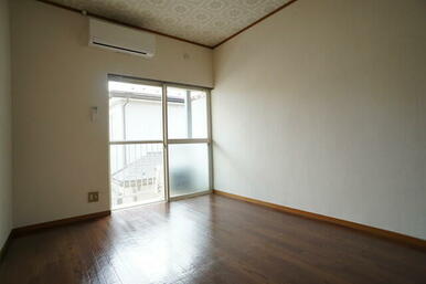 明るい雰囲気で暮らしやすい！優しい質感の室内がオススメ☆