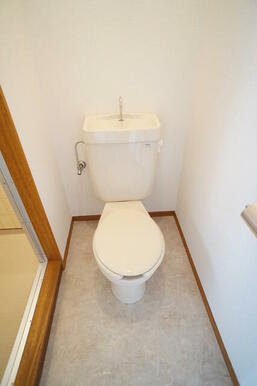 清潔感ある洋式トイレです☆