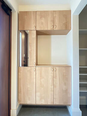 シューズボックス付き玄関