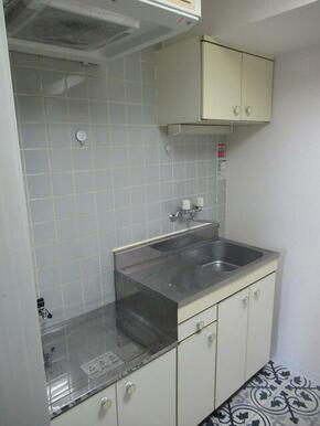 他の部屋の写真を使っています