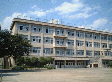 昭島市立瑞雲中学校