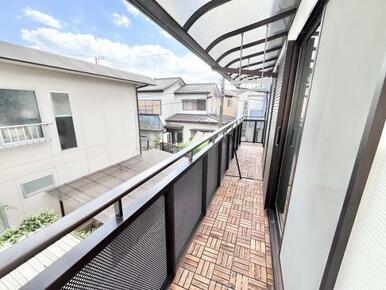 「バルコニー」日当たり良好です。